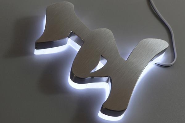 背打光发光字图3