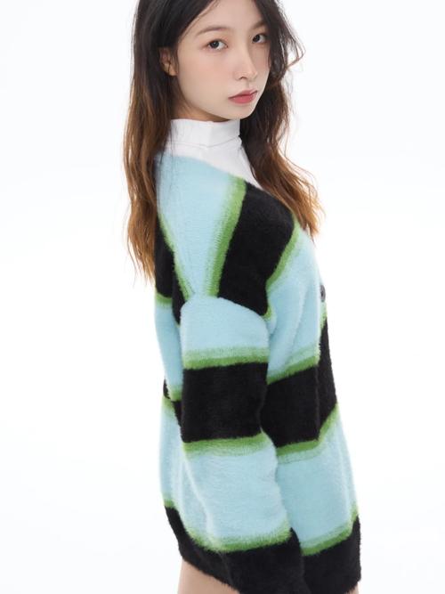 白底图需要打背光吗