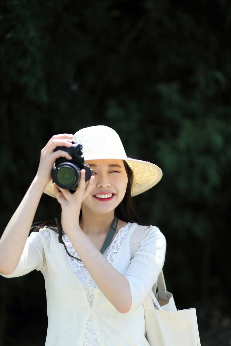 拍照姿势怎么摆好看女图片大全图2