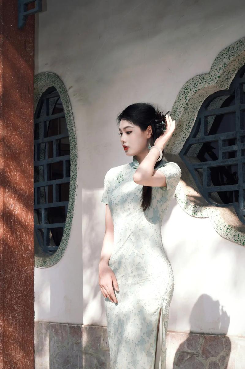 拍照姿势怎么摆好看女图片大全图3