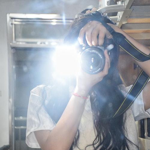 怎么摆拍照姿势好看女生图3