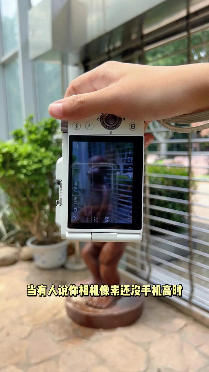 手机倒影拍摄夹子怎么用