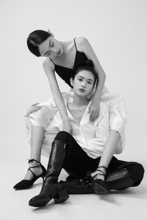 拍照姿势如何拍好看技巧视频图2