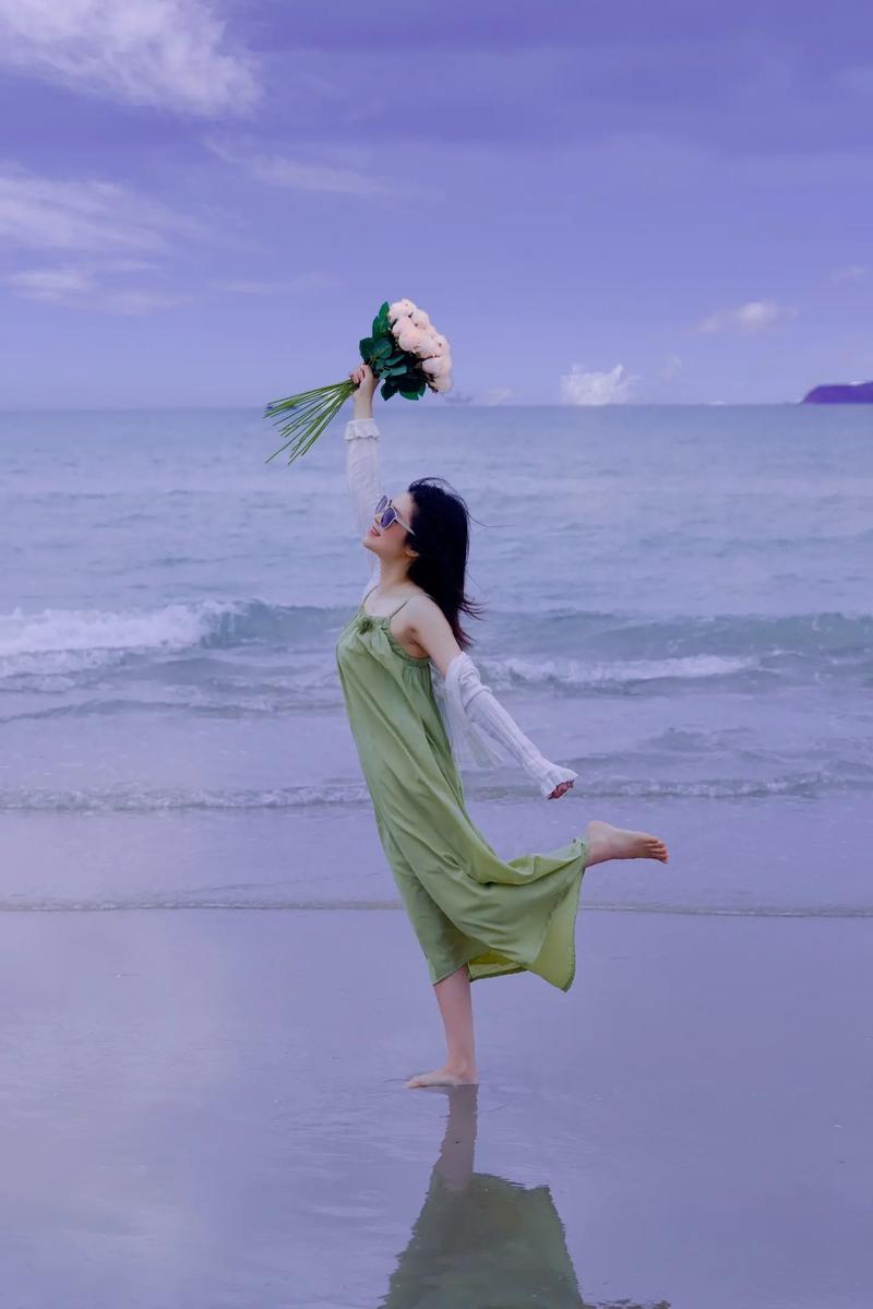 拍照摆姿势好看海边图1