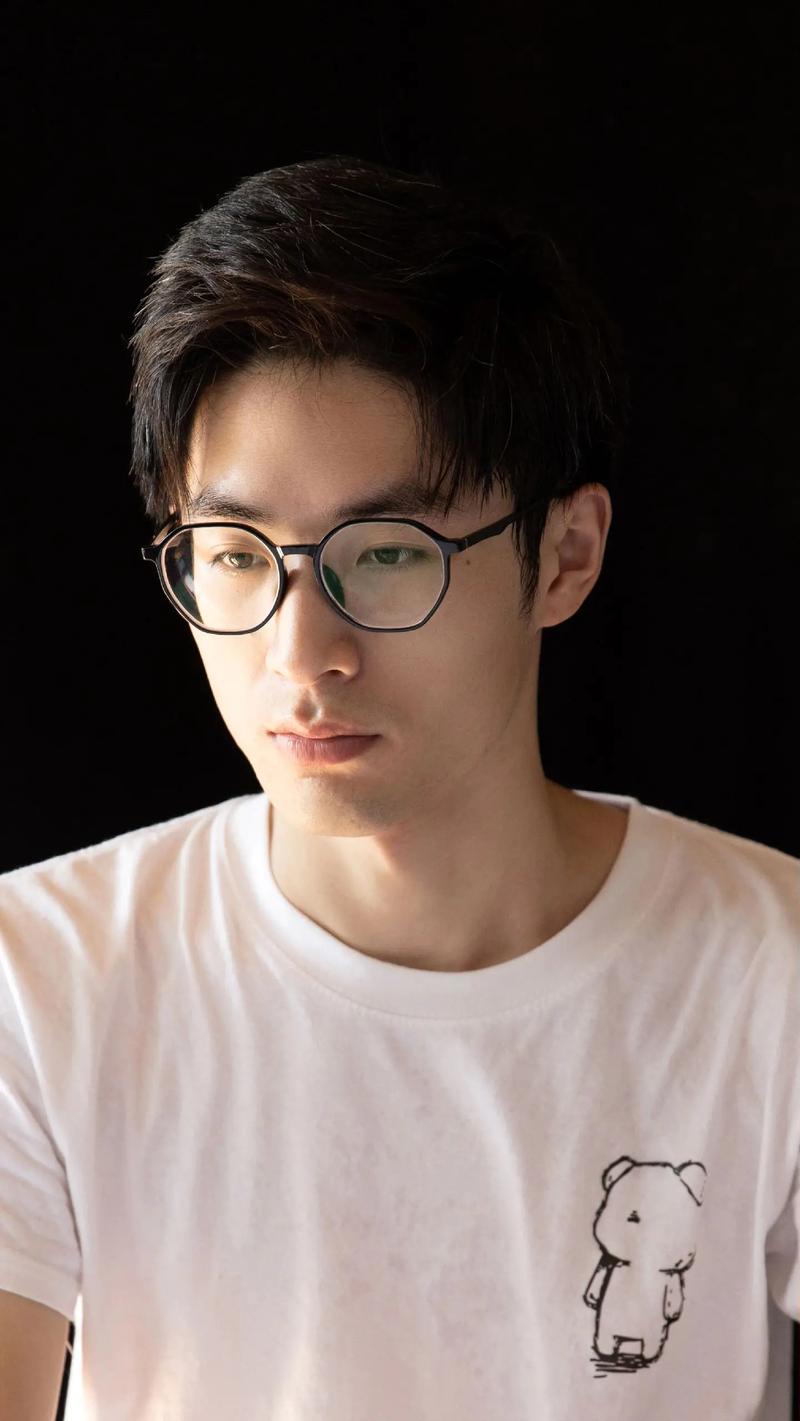 男生拍照角度怎么调整图3