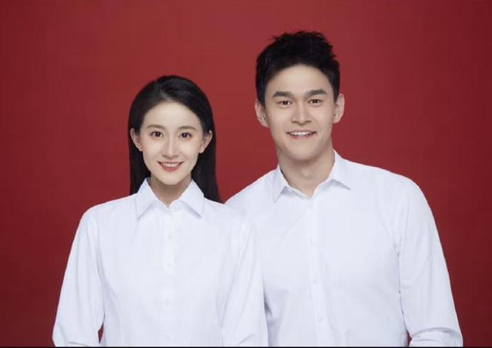 拍结婚照摆什么姿势好看图3