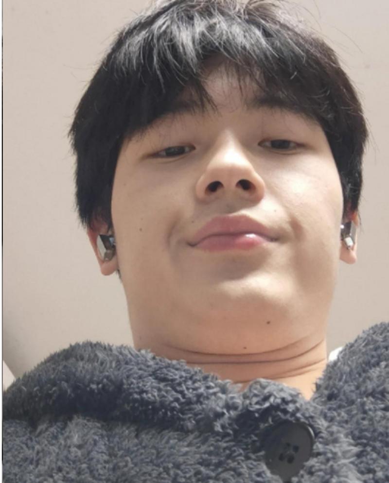 看“死亡自拍角度”下的男神,我想哭!