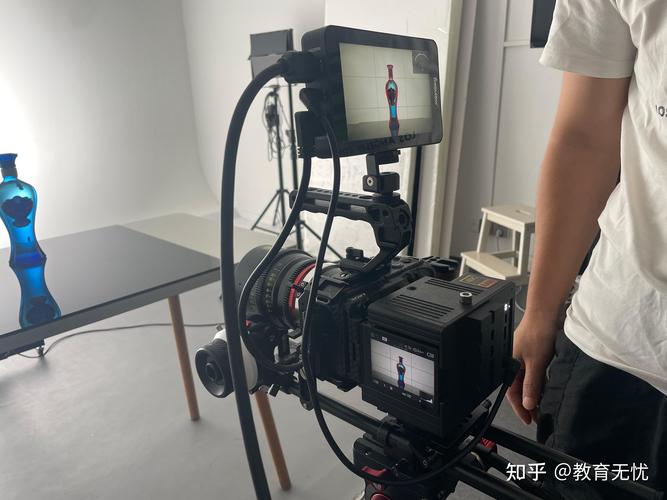 高级感的拍照姿势有哪些图1