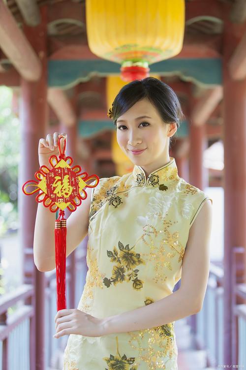 旗袍拍照姿势怎么摆图片