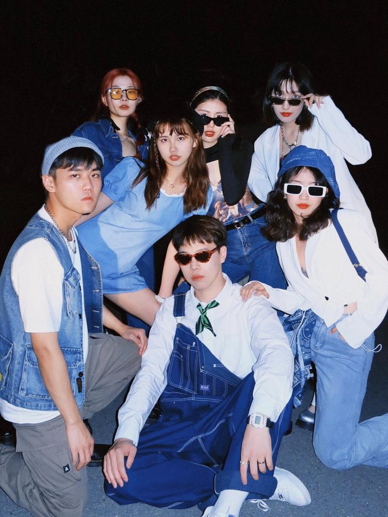 照相的姿势怎么摆图2