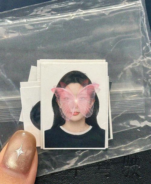 纯色紫色背景图片拍照打光好看吗图2