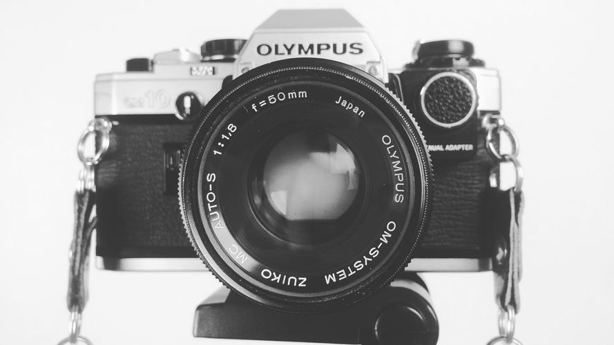 求一款电脑软件,能定时照相采集数据,照相功能有就行,做实验用,收费亦可...