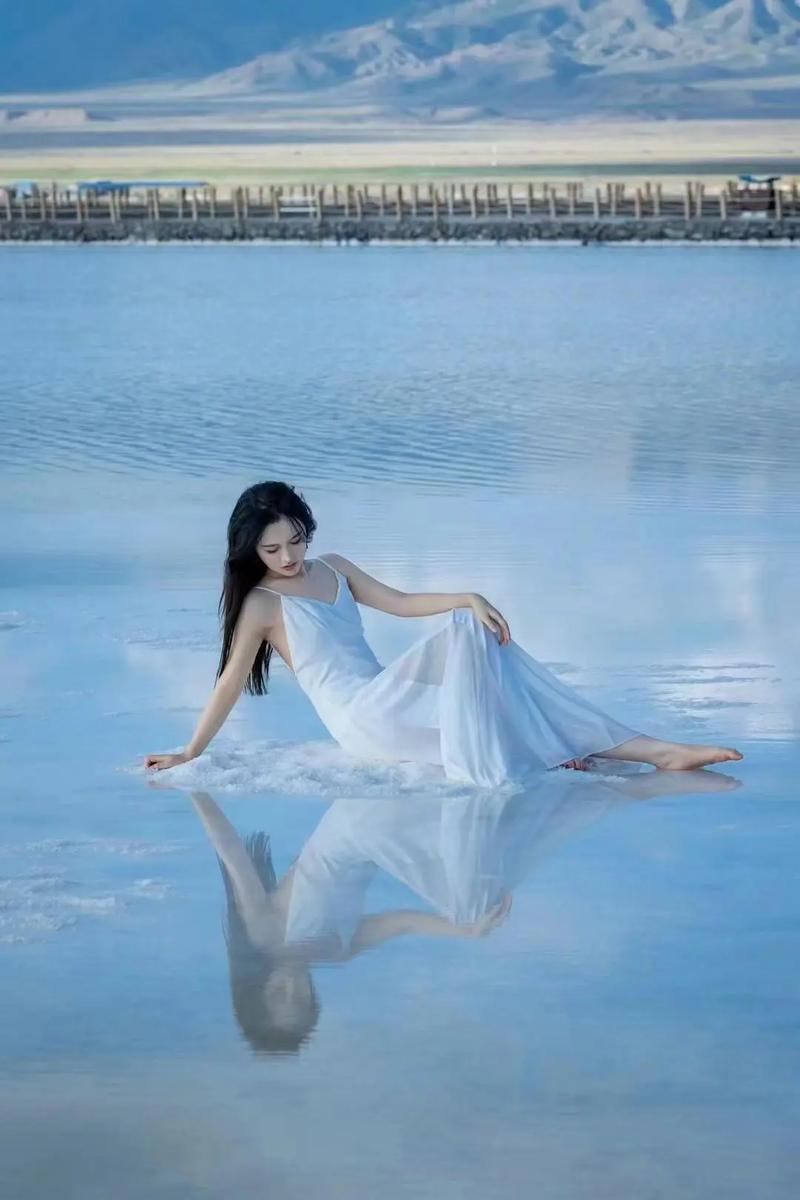 茶卡盐湖怎么拍照好看摆姿势