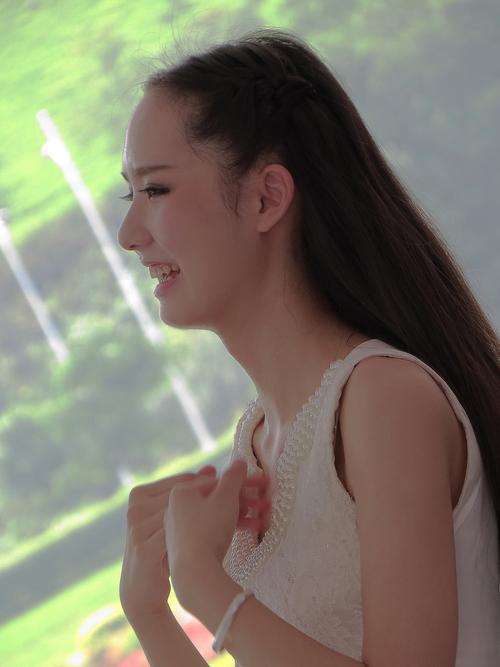 背光怎么拍出清晰的照片效果图1