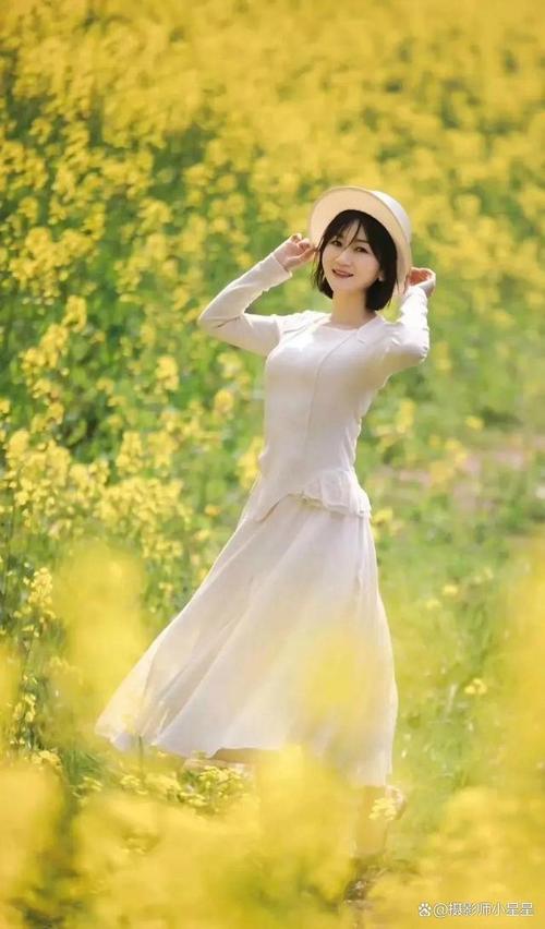 女生适合拍照的姿势图3