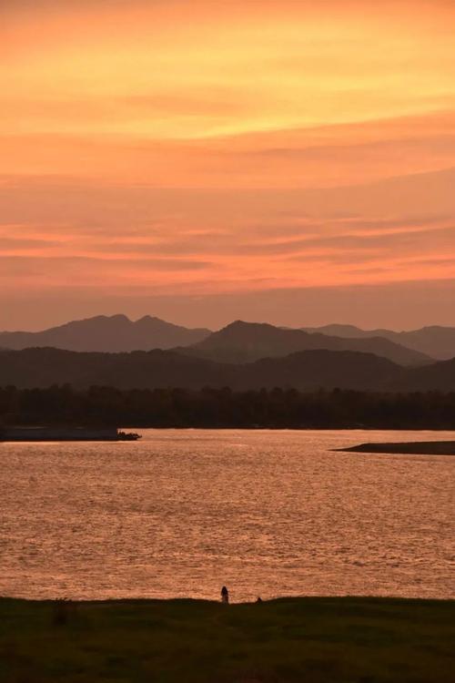 美图秀秀如何把相片制作成视频图1