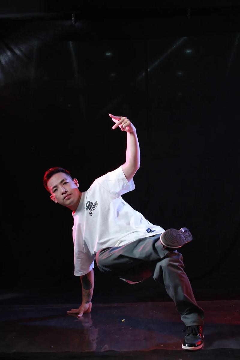 街舞拍照pose姿势大全图3