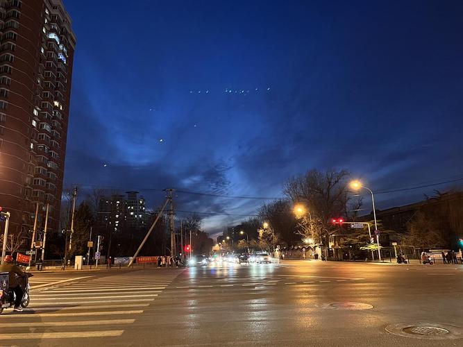 为什么苹果拍照有光