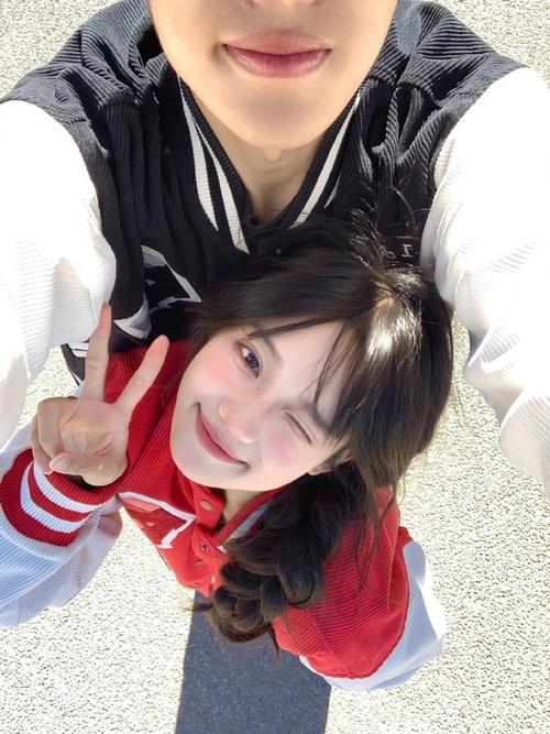 两人拍照姿势创意大全图3