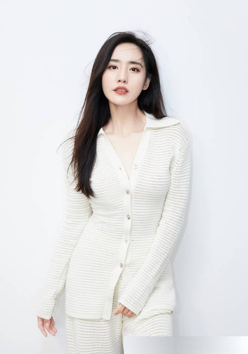 四十岁女人拍照怎么摆姿势图3