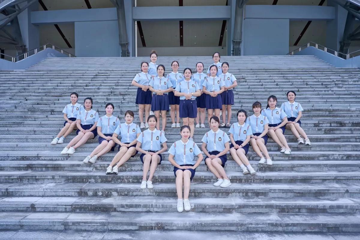 拍集体照片的技巧与姿势