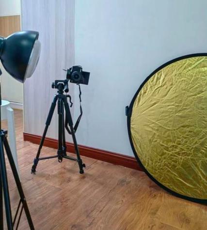 如何在家打造一个ins风的家庭摄影棚?