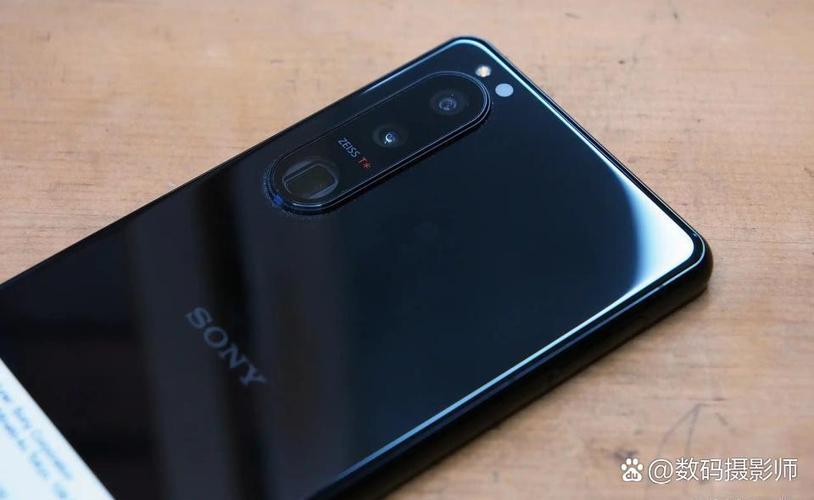 带有定位的相机图1