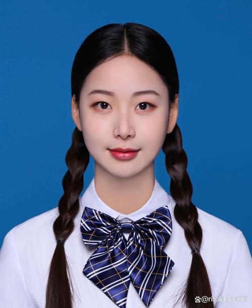 大家好,手机怎么制作一寸电子照片,有免费软件吗?介绍一下,谢谢?_百度...