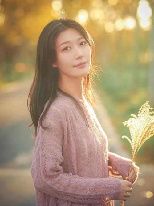 单人拍照有哪些姿势?