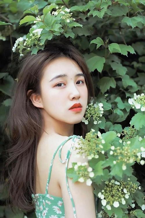 拍照姿势的摆法女图2