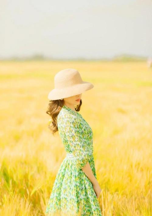 中年女人拍照姿势的摆法