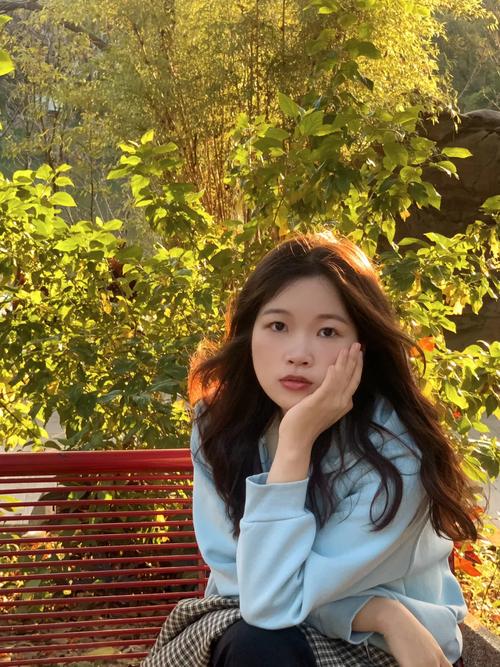 打光和不打光哪个是真实相貌图1