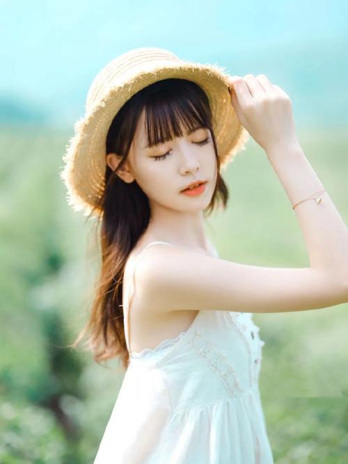 好看的手姿不嫌少,11个自然漂亮的手部姿势,拍照一个比一个好看