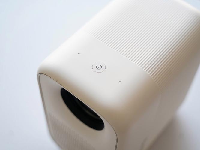 解决投影仪四边发黑问题的方法技巧与调整帮您恢复清晰画面