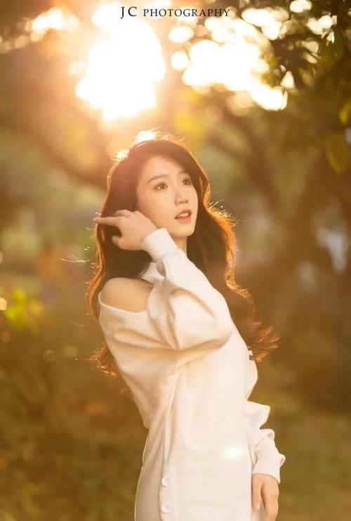 女生半身照怎么拍好看