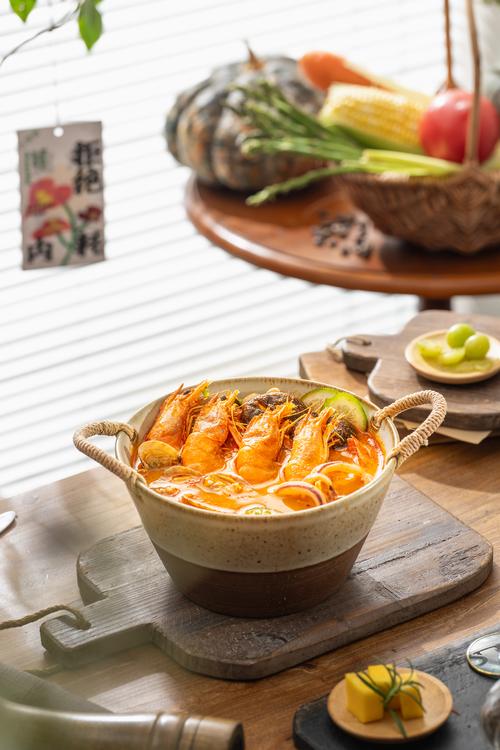 如何给美食拍照?