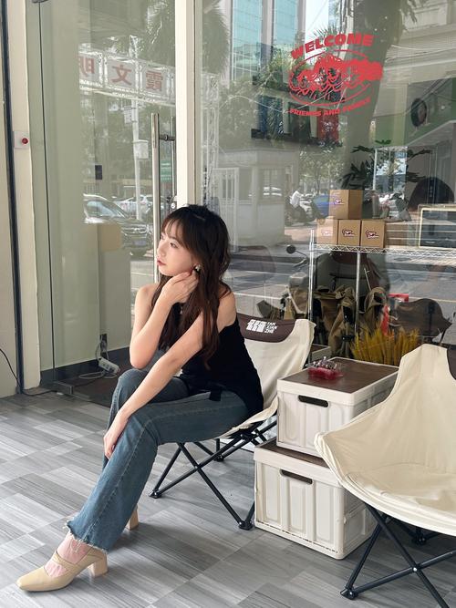 咖啡厅|网红店打卡万能拍照姿势甜妹必备