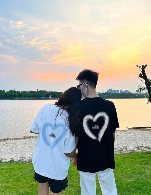 情侣装的拍摄技巧有哪些