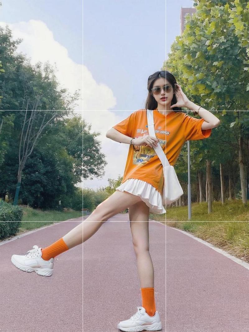 照像的姿势怎么摆好看教你最简单漂亮的拍照技巧