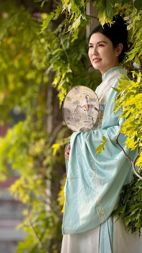 用手机如何拍出专业级的人像照?