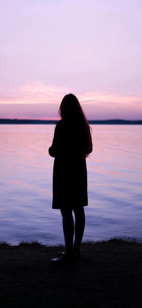 背影美女高清图片唯美伤感的背景素材