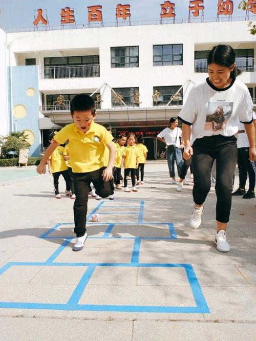 幼儿阶段最常见的游戏是