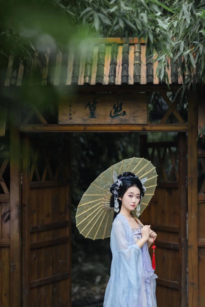 汉服怎么摆姿势