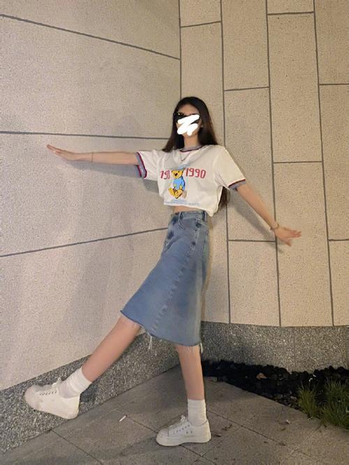 拍照姿势怎么摆女生站姿