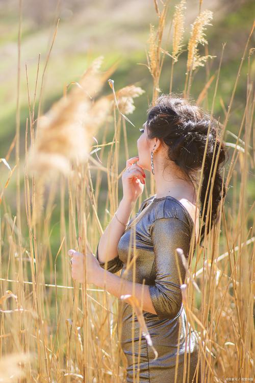 有哪些好看的拍照姿势?