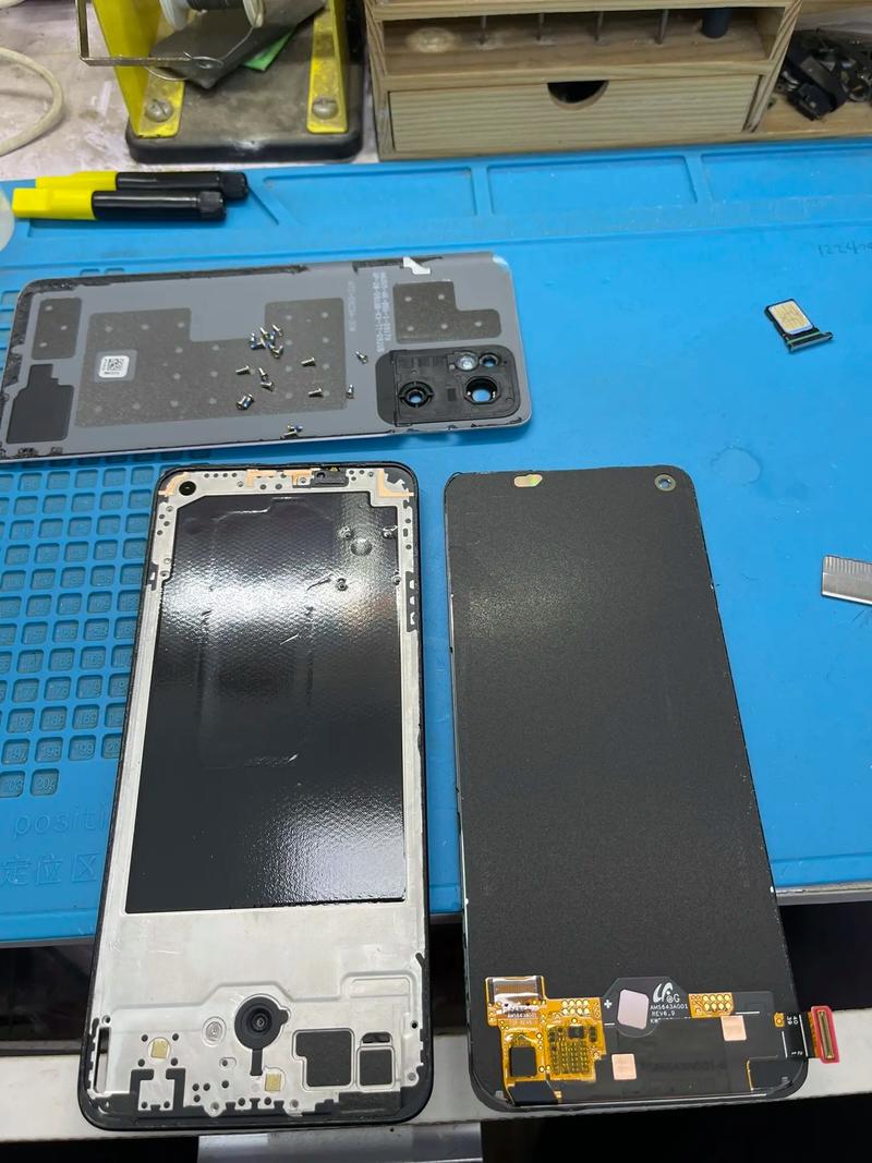 oppo手机拍照黑屏怎么回事