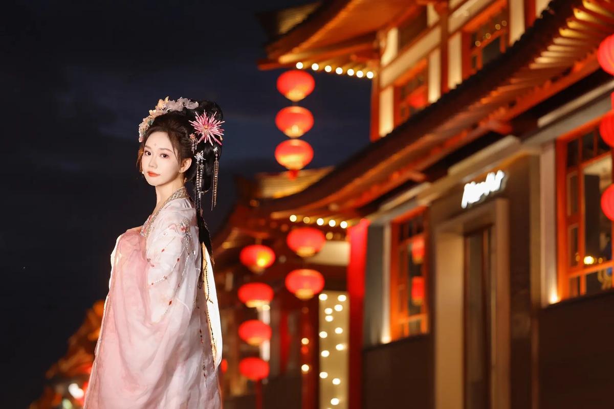 穿汉服有哪些好看的拍照姿势