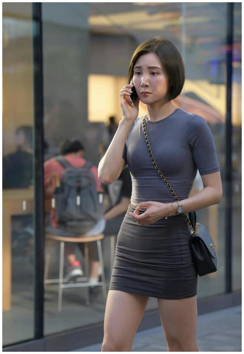 手机照像怎样才能显示人瘦高