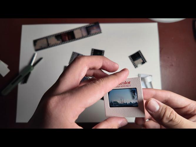 图片是怎样用二进制表示的