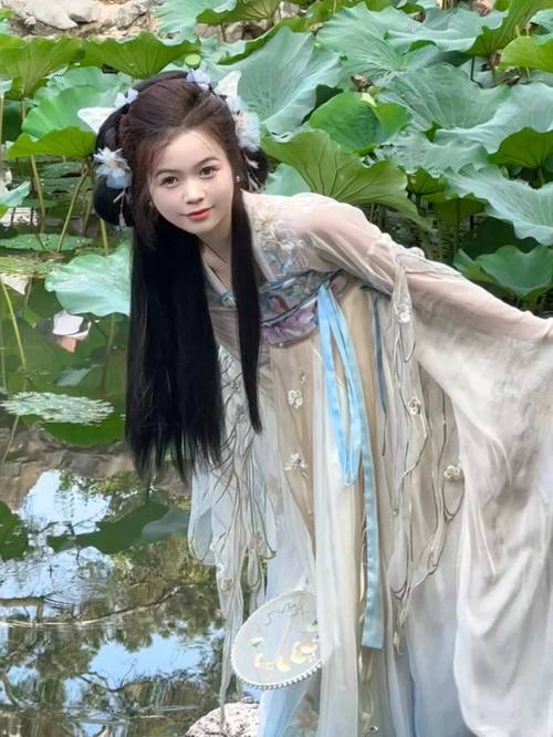 汉服拍照如何摆姿势图1